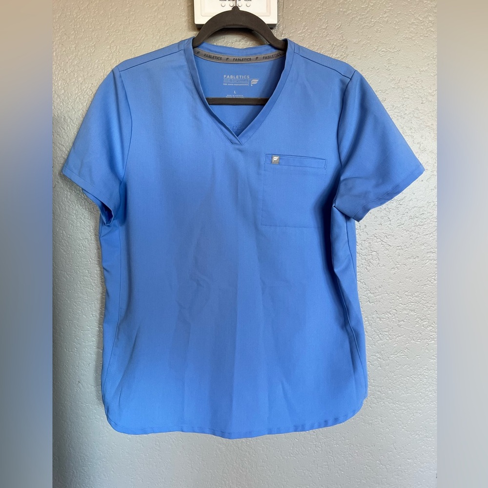 Fabletics Scrub Set - Womens Large - Ceil Blue